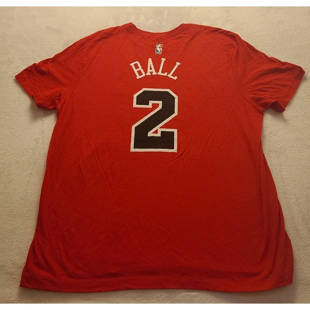 Nike Chicago Bulls Lonzo Ball 2 T-Shirt Mens XL Red NBA Basketball Graphic‎ Tee
